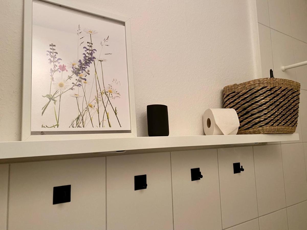 Zentrumsnahe Schoene Altbauwohnung Bis 4 Personen Flensburg Dış mekan fotoğraf